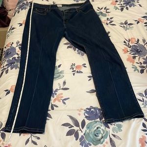 Size 22M Levi’s Straight Leg Jeans